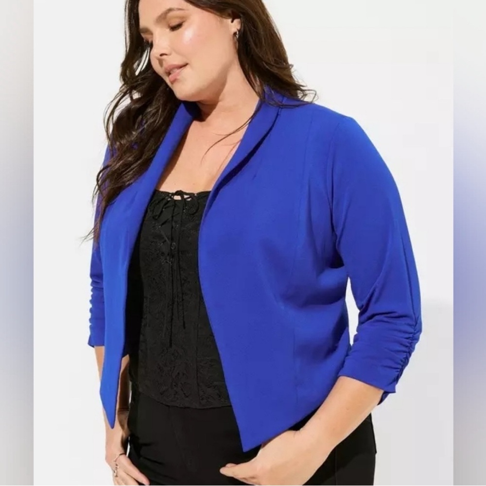 NWOT torrid Electric Blue Women's Cropped Jacket office attire  Size 3